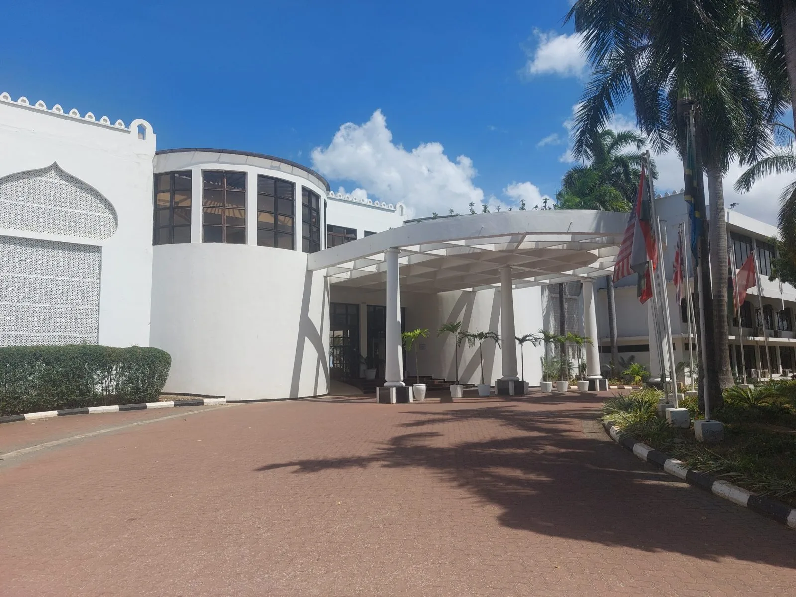 Golden Tulip Hotel